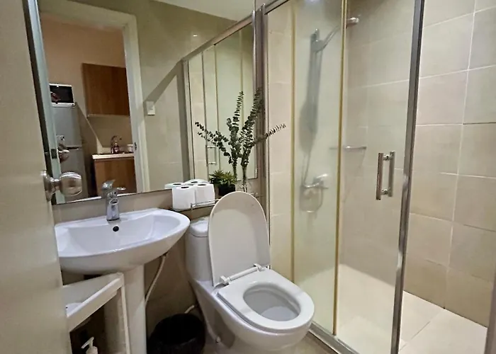 Appartement With View, Balcony, Gym, Fast Wifi, Netflix Manille