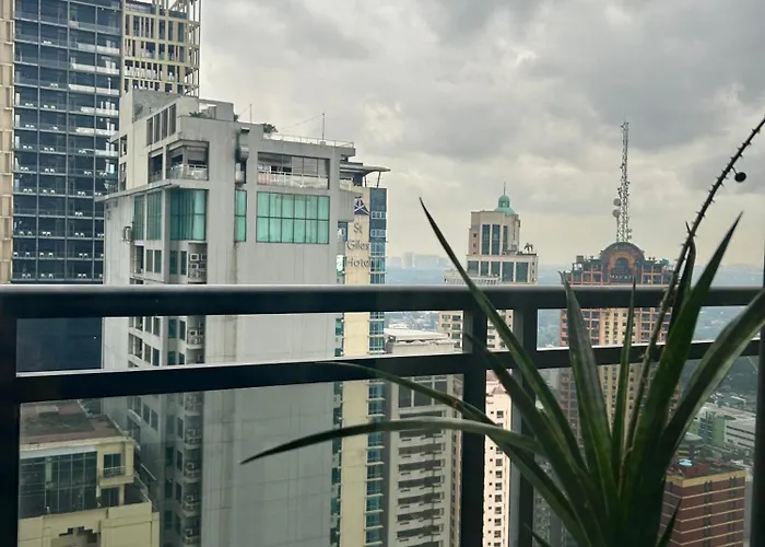 With View, Balcony, Gym, Fast Wifi, Netflix * Manille